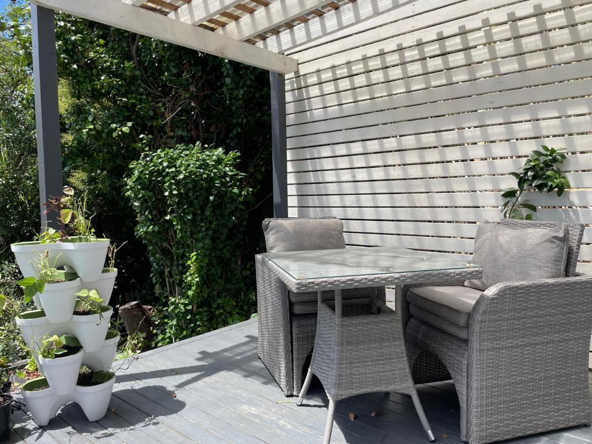 Family Friendly 3Br Flat - 3Min Walk To The Beach - Self Contained Окленд Экстерьер фото